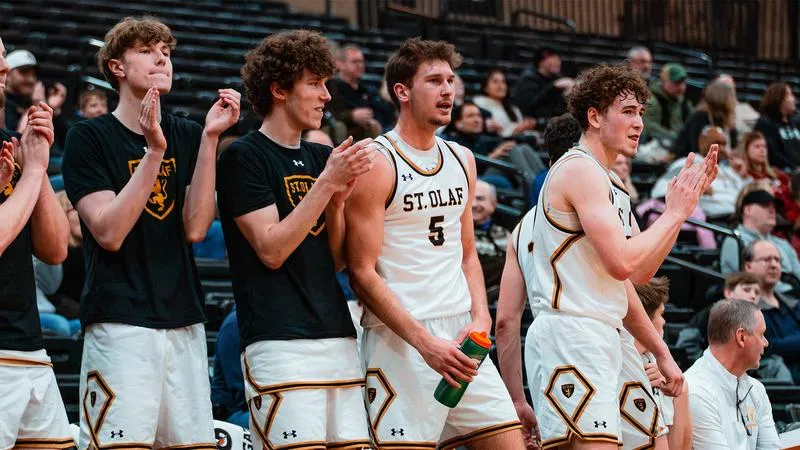 NABC recognizes men's basketball with team and individual academic honors