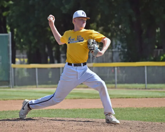 Rewitzer, Silver walk off Mankato National in district tourney