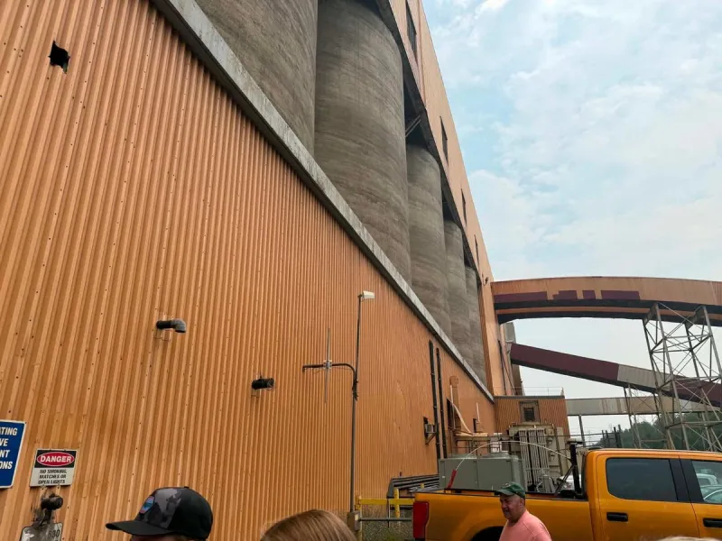 This Building Was The Largest Structure In MN Until The MOA Was Built