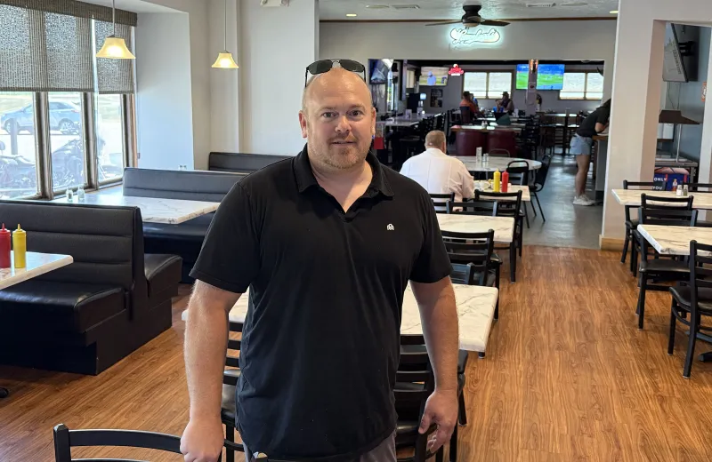 Luverne's Bull Pen Sports Bar and Grill featured on America's Best Restaurants