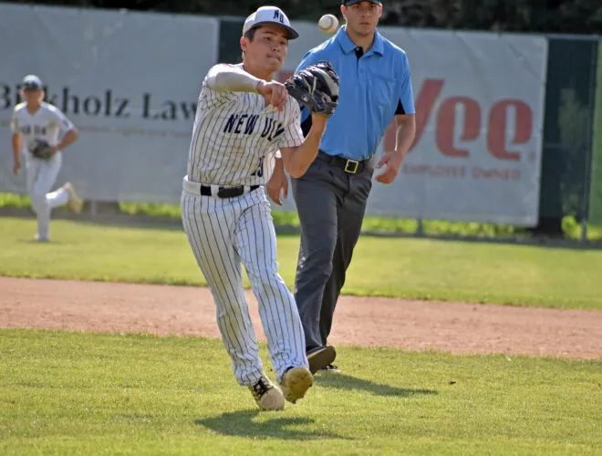 Gold score 6 straight, win sub-state opener