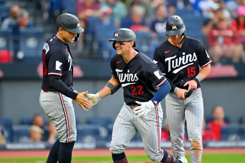 Poor Planning? 4 Minnesota Twins To Get Married On The Same Day!