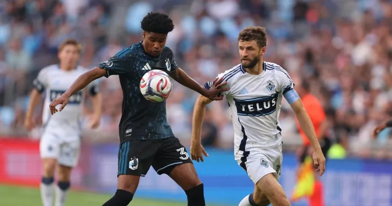 Minnesota United keeper Drake Callender duels Vancouver's Yohei Takaoka to 0-0 draw