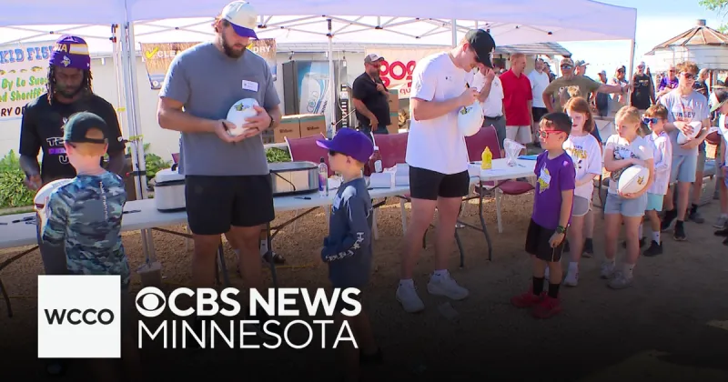 Minnesota Vikings rookies create memories with young anglers