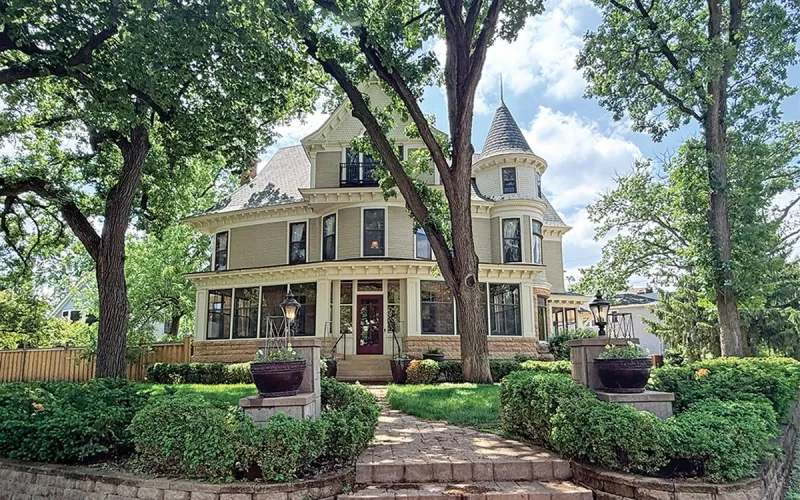 Book a Stay at the Mary Tyler Moore House