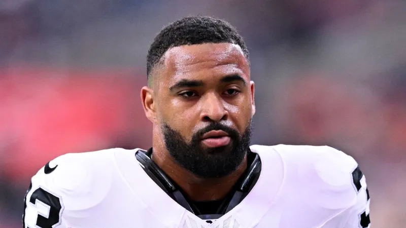Vikings sign veteran Jamal Adams to bolster their depth on defense