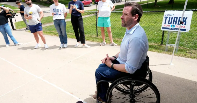 Obama endorses Iowa Dem Josh Turek for Senate bid in basketball video
