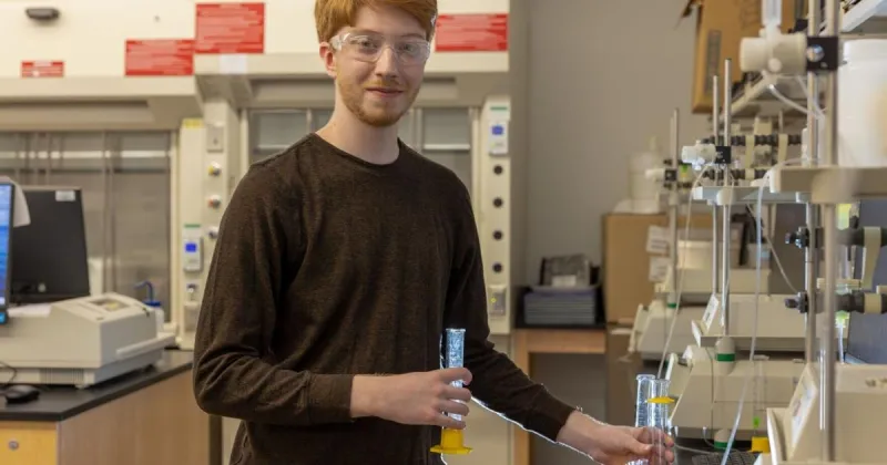 Feeding discovery: Student researcher grows proteins to study gut inflammation - Campus Connection