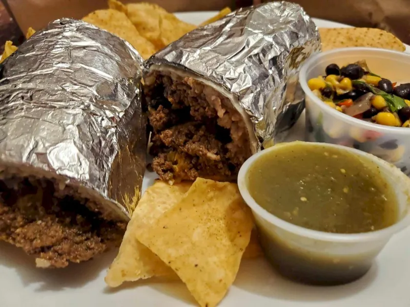 While in the "320" This St. Cloud Restaurant is a Must