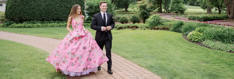 Best Real Wedding 2026 Boasts Juicy Summer Hues
