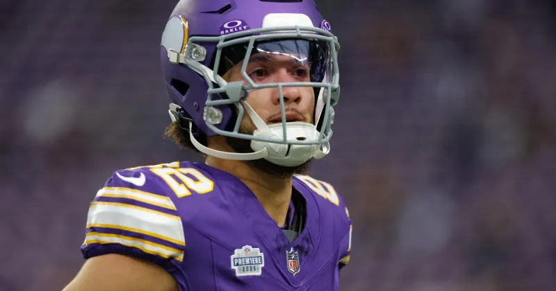 Vikings WR Jeshaun Jones gets a 3-game suspension for violating the NFL's substance abuse policy