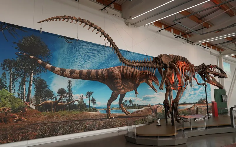Ultimate Dinosaurs Exhibition Makes a Prehistoric Footprint at the State Fair