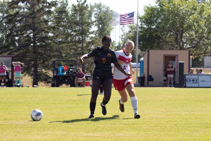 Minnesota Crookston Puts Together Strong Second Half; Unable to Find Equalizer in 1-0 Loss to MSU Moorhead