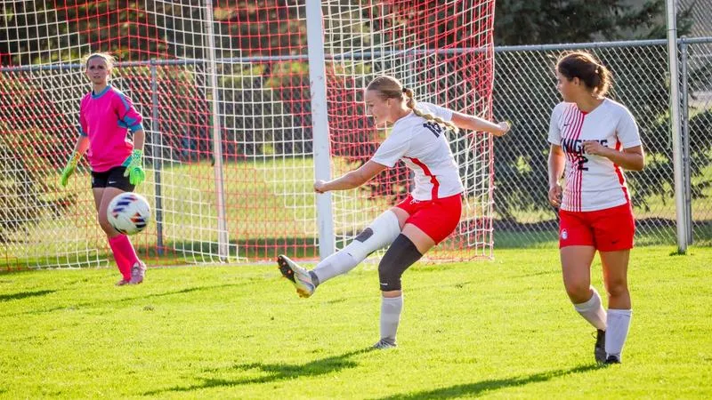 Knights open season with scoreless draw at BVU