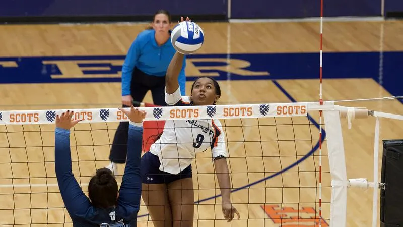 Volleyball: Scots fight to the end, sink in three straight to the Sabres