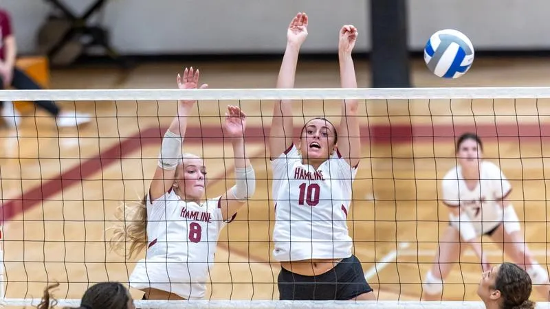 Pipers Drop Two 3-1 Matches On First Day Of Oregon Trail Classic