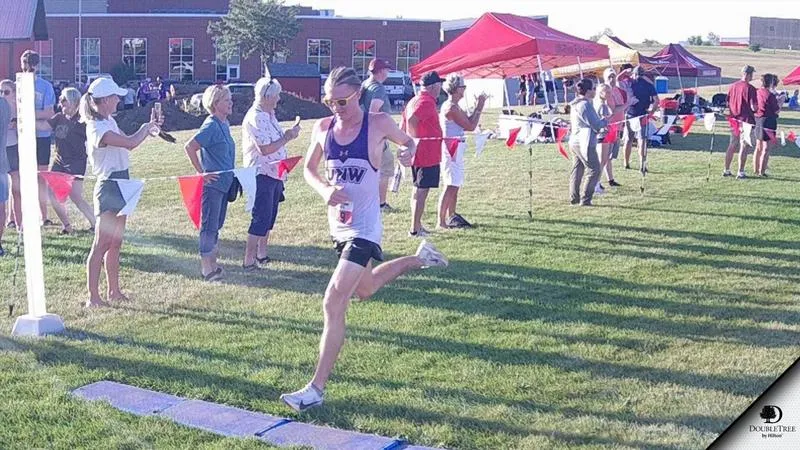Swenson Delivers Top UNW Finish in First Collegiate Cross Country Meet