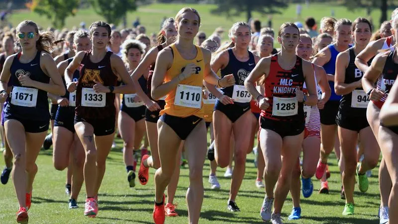 VerSteeg's strong debut highlights CSP at Augustana Twilight