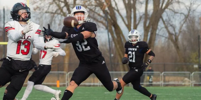 Hamline Pulls Away Late as Crown Drops Season Opener 31-21