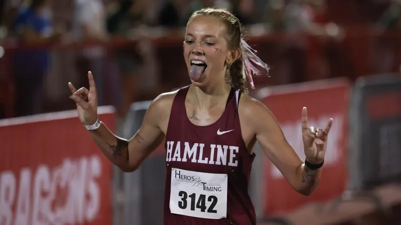 Piper Cross Country Teams Compete at Dragon Twilight Invitational