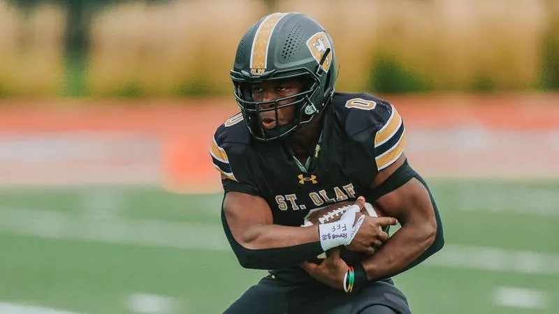 Turnovers plague football in season-opening loss at Loras