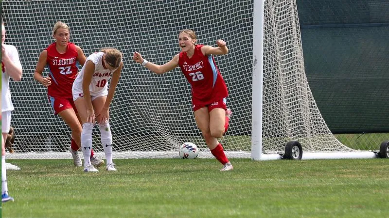 Soccer Secures Shutout in Win at Central