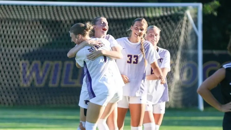 Olson, Meier lead Wildcats past St. Norbert