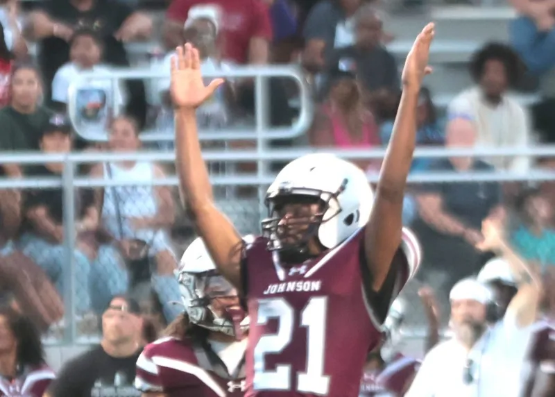 Johnson comes back to defeat St. Agnes