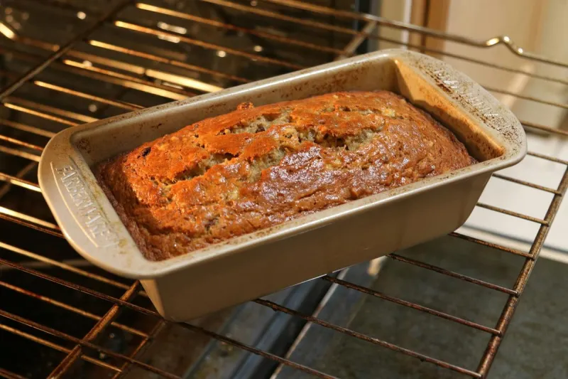 Rusty Bread Pans Don't Always Mean The Trash