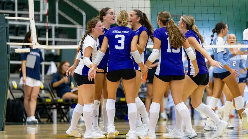 Warrior Volleyball Opens NSIC Play at Home this Weekend