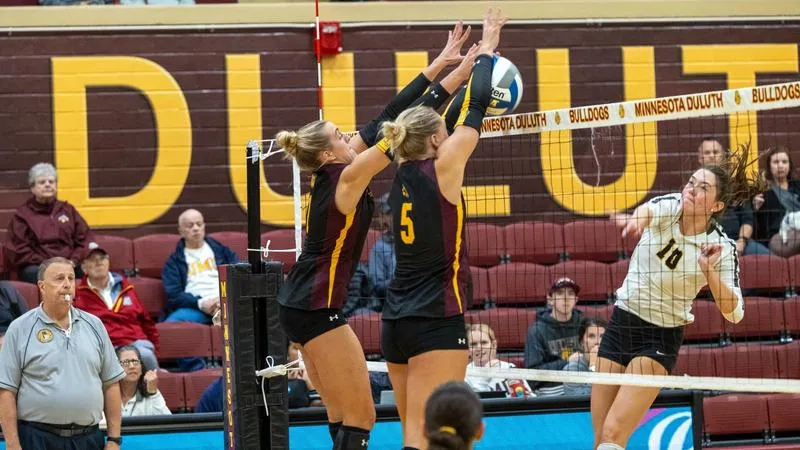 Volleyball Opens NSIC Play at UMary, Minot State