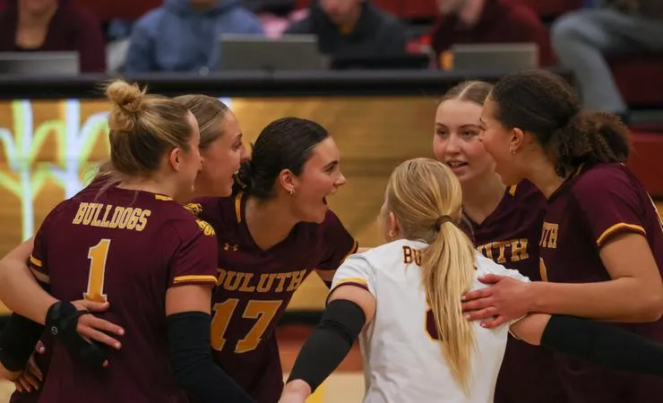Bulldogs Sweep Adelphi, Florida Tech to Close Royce Cappis Invitational