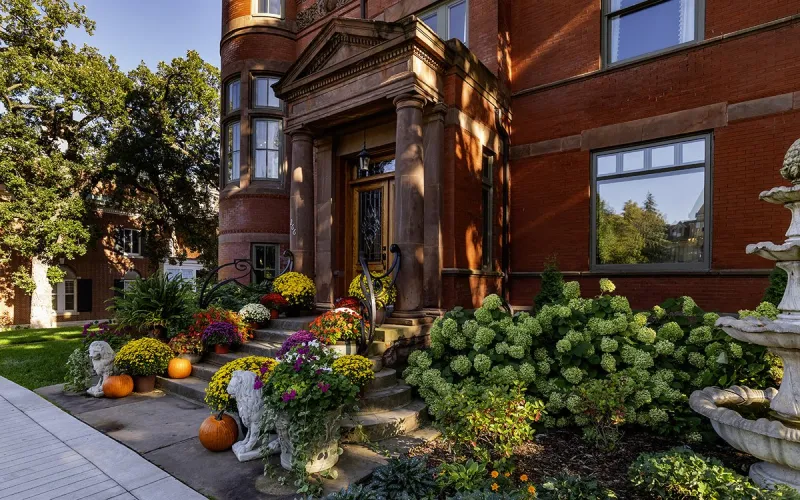 St. Paul's Historic Hills House Tour Opens Classic Homes