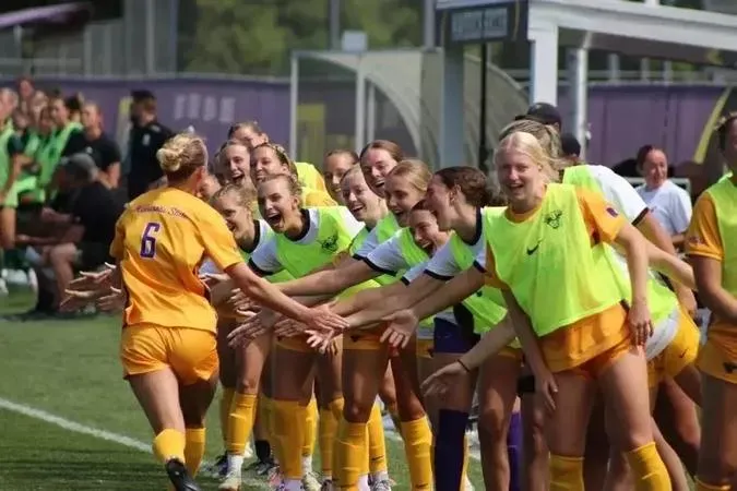 No. 5 Women's Soccer Blanks Minot State in NSIC-Opener, 1-0
