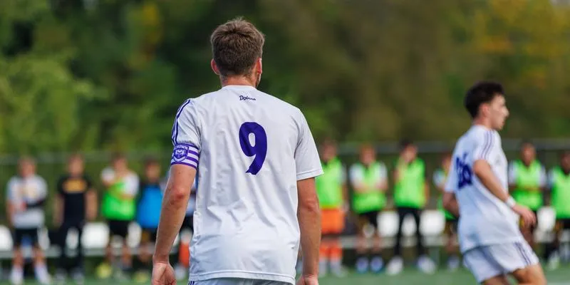 Hosler Hat Trick Lifts Polars to First Win of the Season