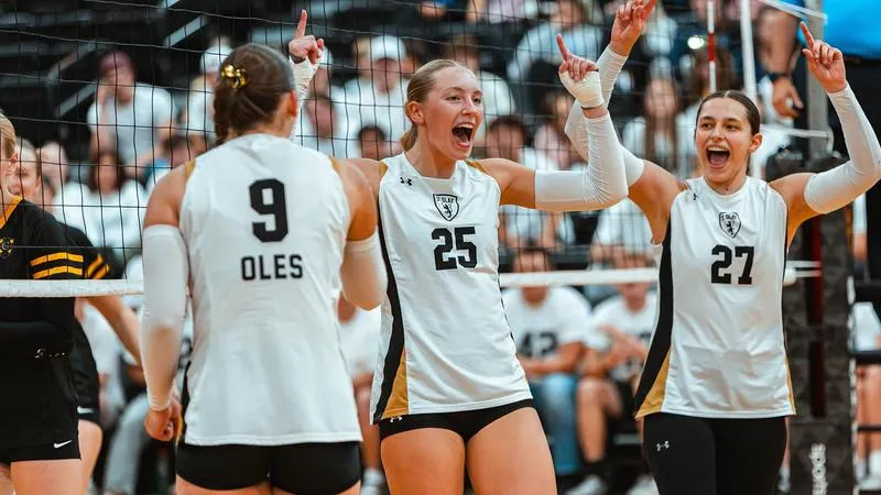 No. 24 volleyball goes 3-0 in Nebraska with pair of wins on Saturday