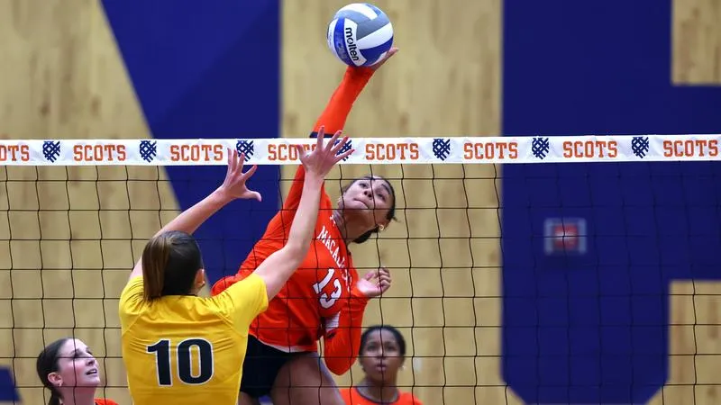 Volleyball: Scots Wrap Up Play at St. Paul Classic