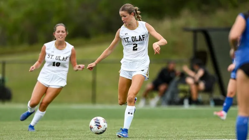 Women's soccer stays unbeaten with tie at UW-Platteville
