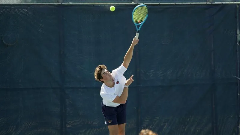 Men's Tennis: Macalester Blanks Concordia in Season Opener