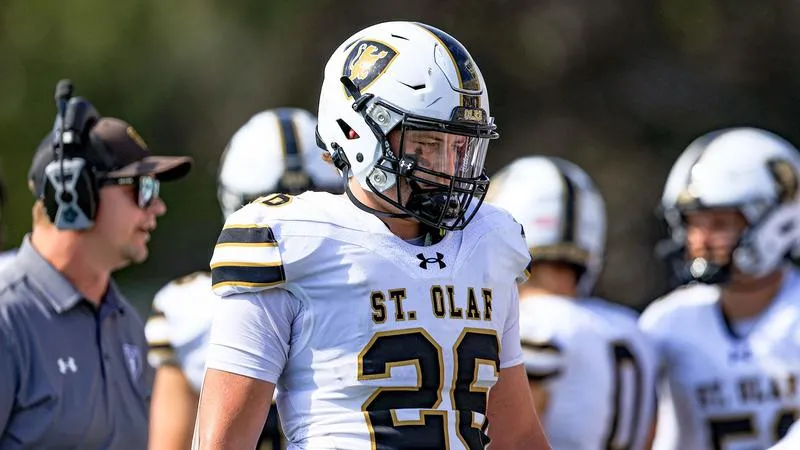 Football relinquishes Troll after being shut out in Moorhead