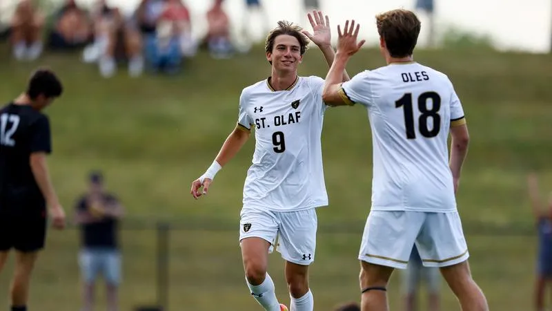 Third-ranked men's soccer logs another road shutout at Carthage