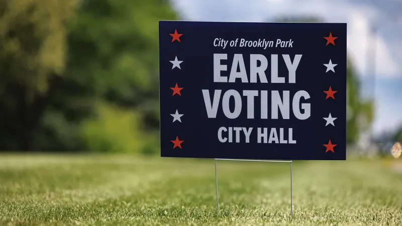 Minnesotans start casting their midterm ballots Friday