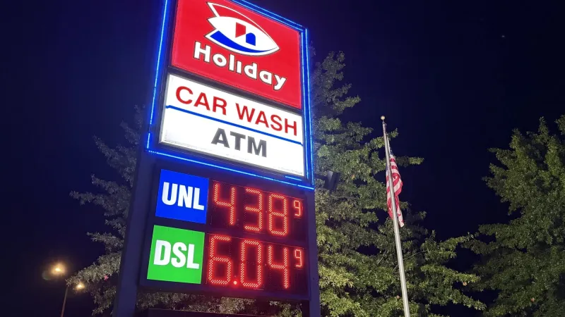 Average price of diesel in Minnesota rises above $6 a gallon