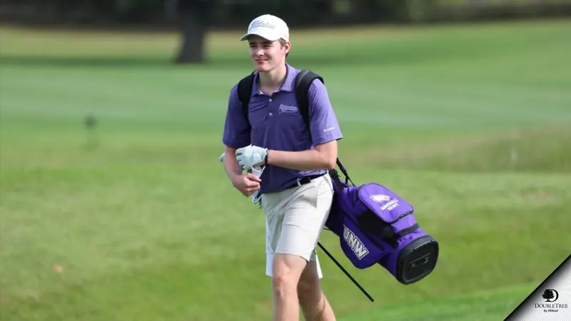Eagles in Front Through One Round in Kenosha