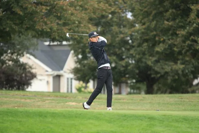 Minnesota Crookston Men's Golf Sits In a Tie for Fourth After Day One at The Fall Brawl
