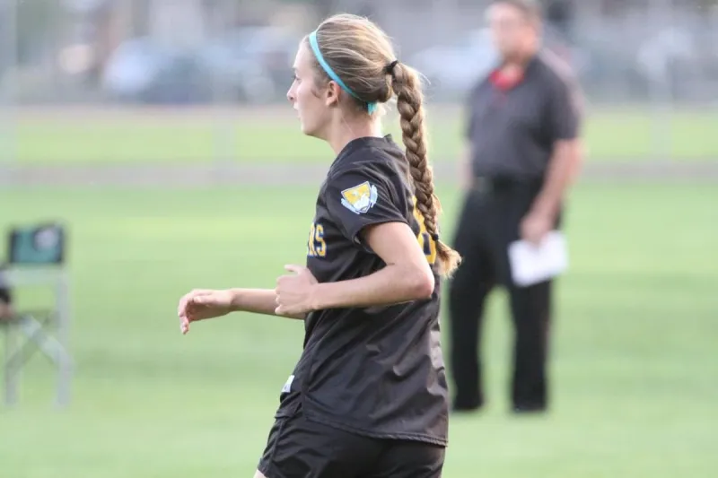 Cathedral Edges St. Johns Prep In Girls Soccer Shutout