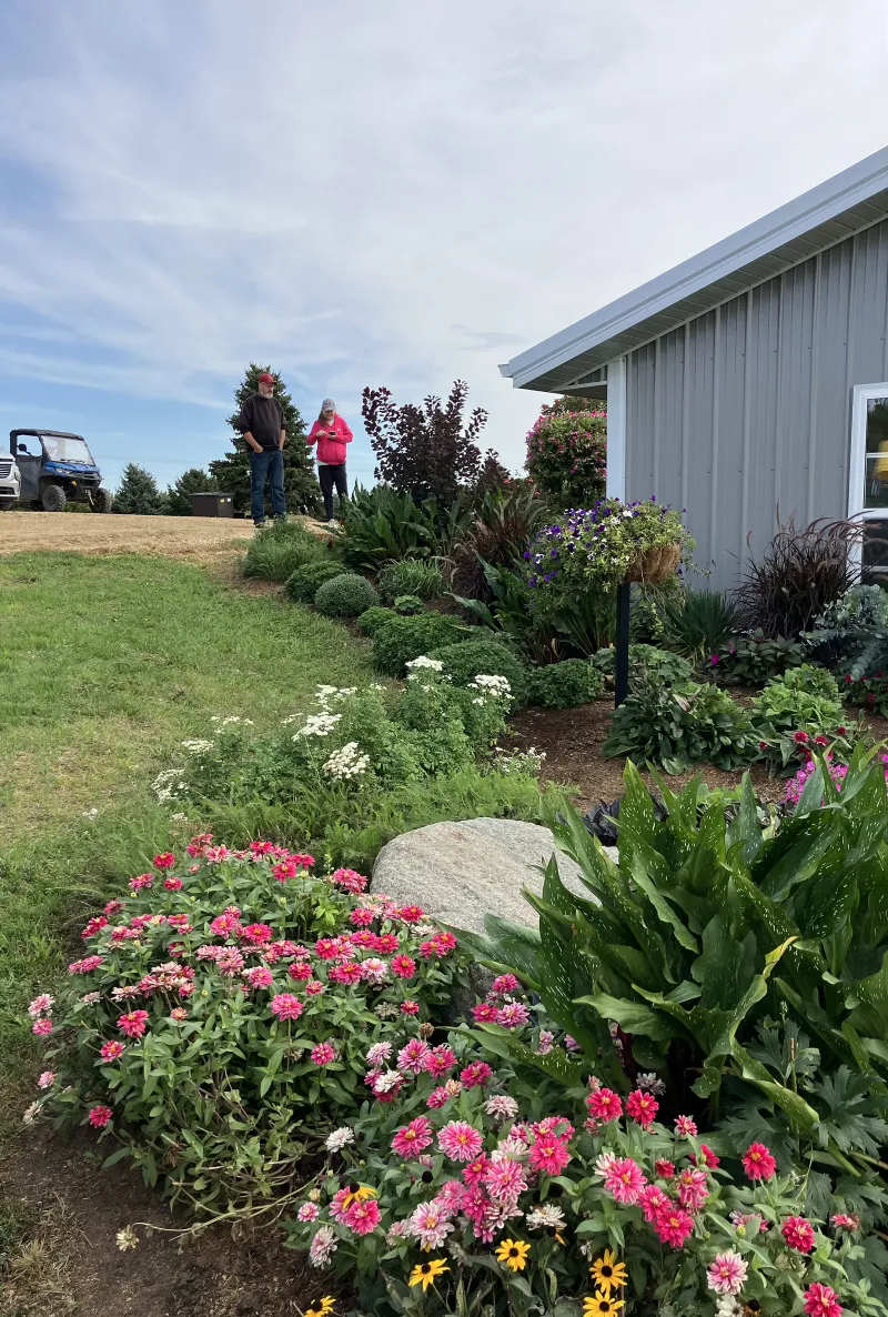 Master Gardeners host annual garden tour
