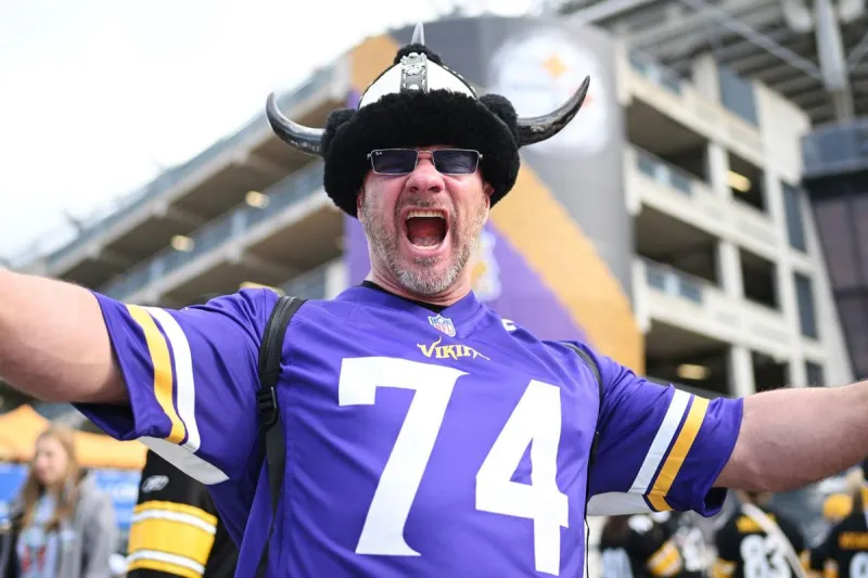 Kwik Trip Launches Rival Fan Contests For Vikings Vs Packers