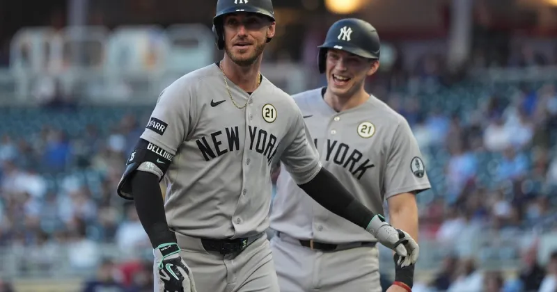 Yankees overpower Twins 8-1 with homers by Bellinger, Jones