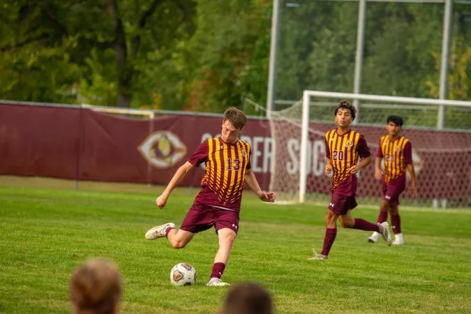 Men's Soccer Falls in Opening Contest of UMAC Play